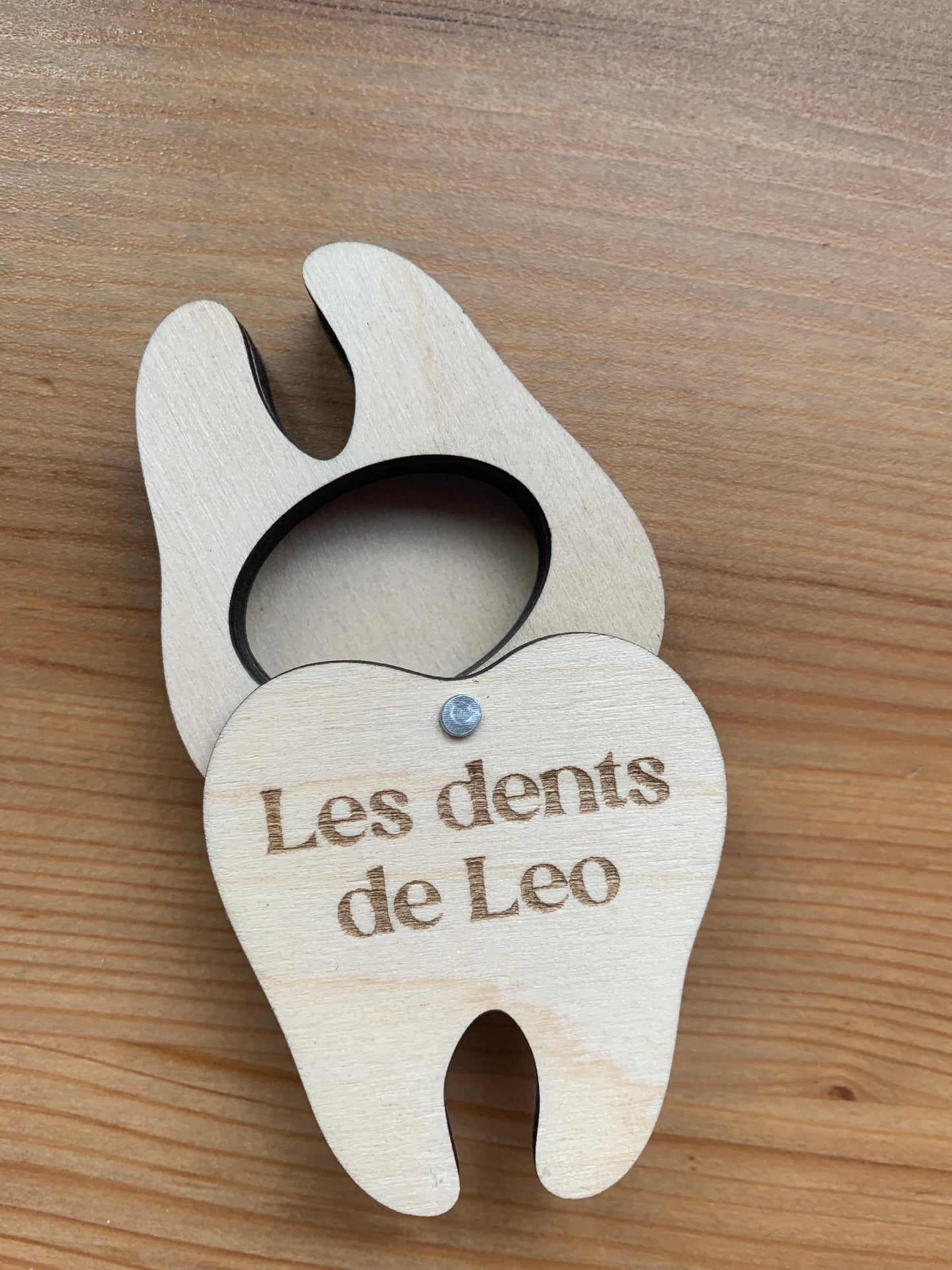 Caja para los dientes de leche personalizada en madera