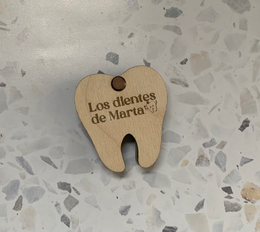 Caja para los dientes de leche personalizada en madera