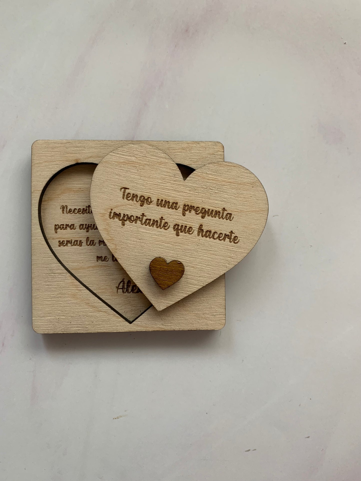 Propuesta romántica de madera artesanal en distintos estilos