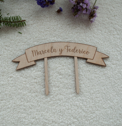 Banderín de madera para tarta – Personalizable con texto