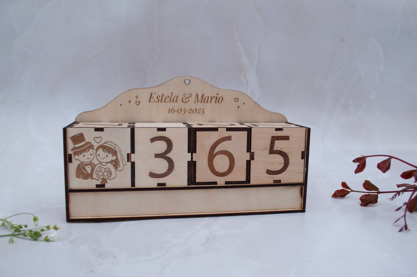Cuenta atrás de madera personalizada - El regalo perfecto para bodas