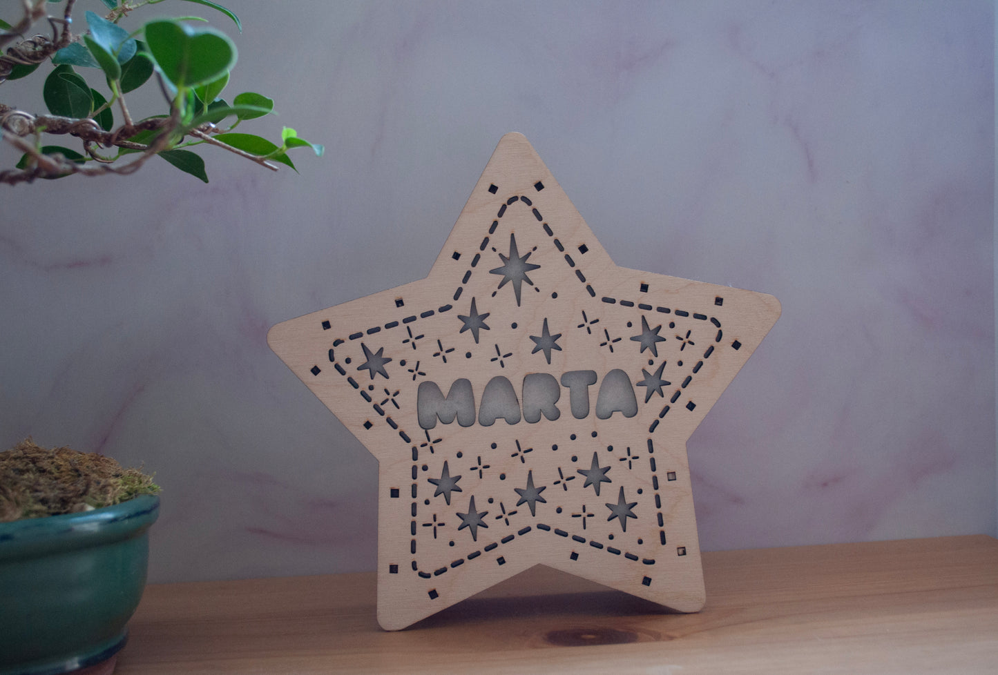 Luz quitamiedos artesanal para habitación infantil