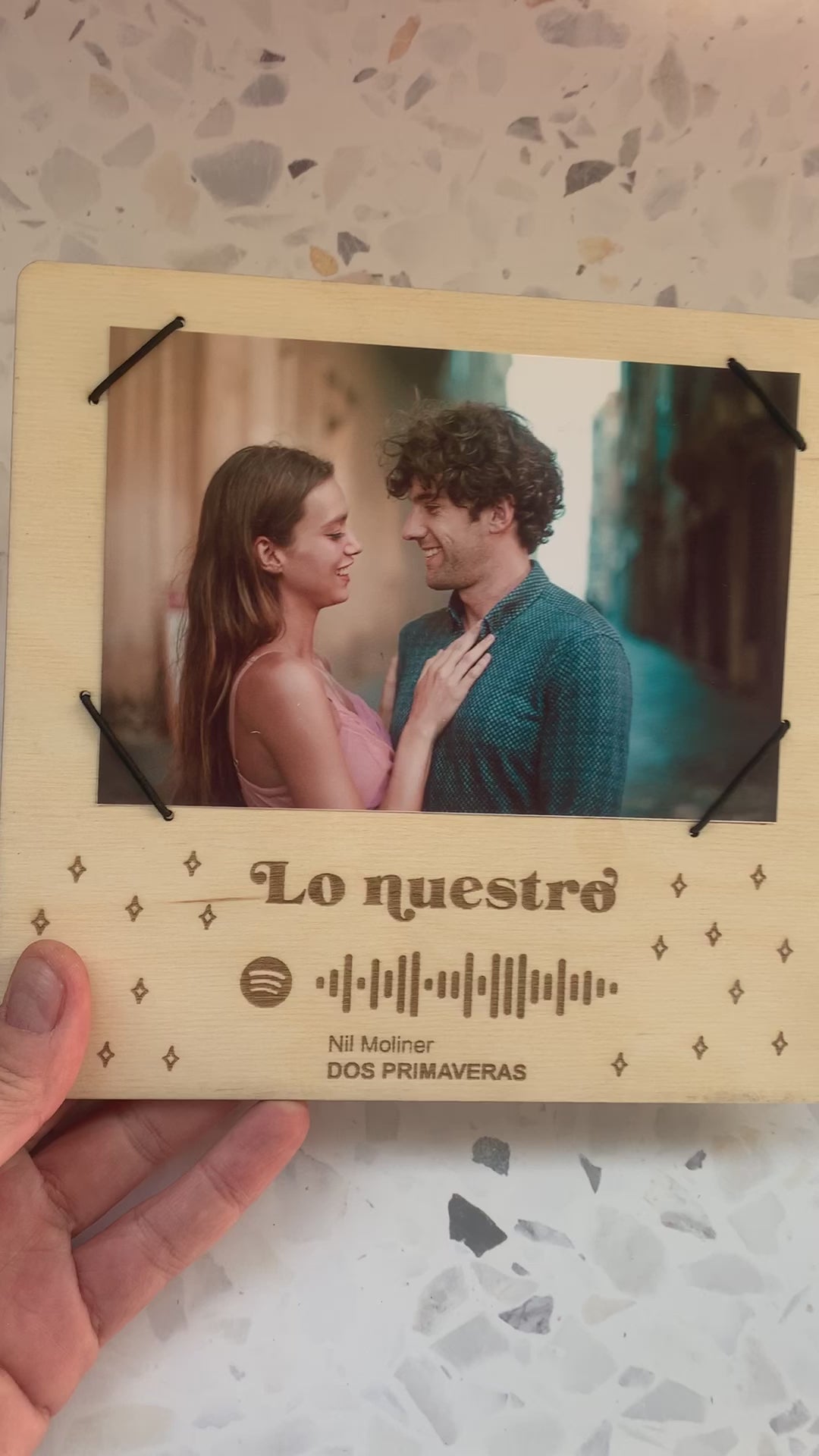 Marco de fotos con código Spotify personalizado